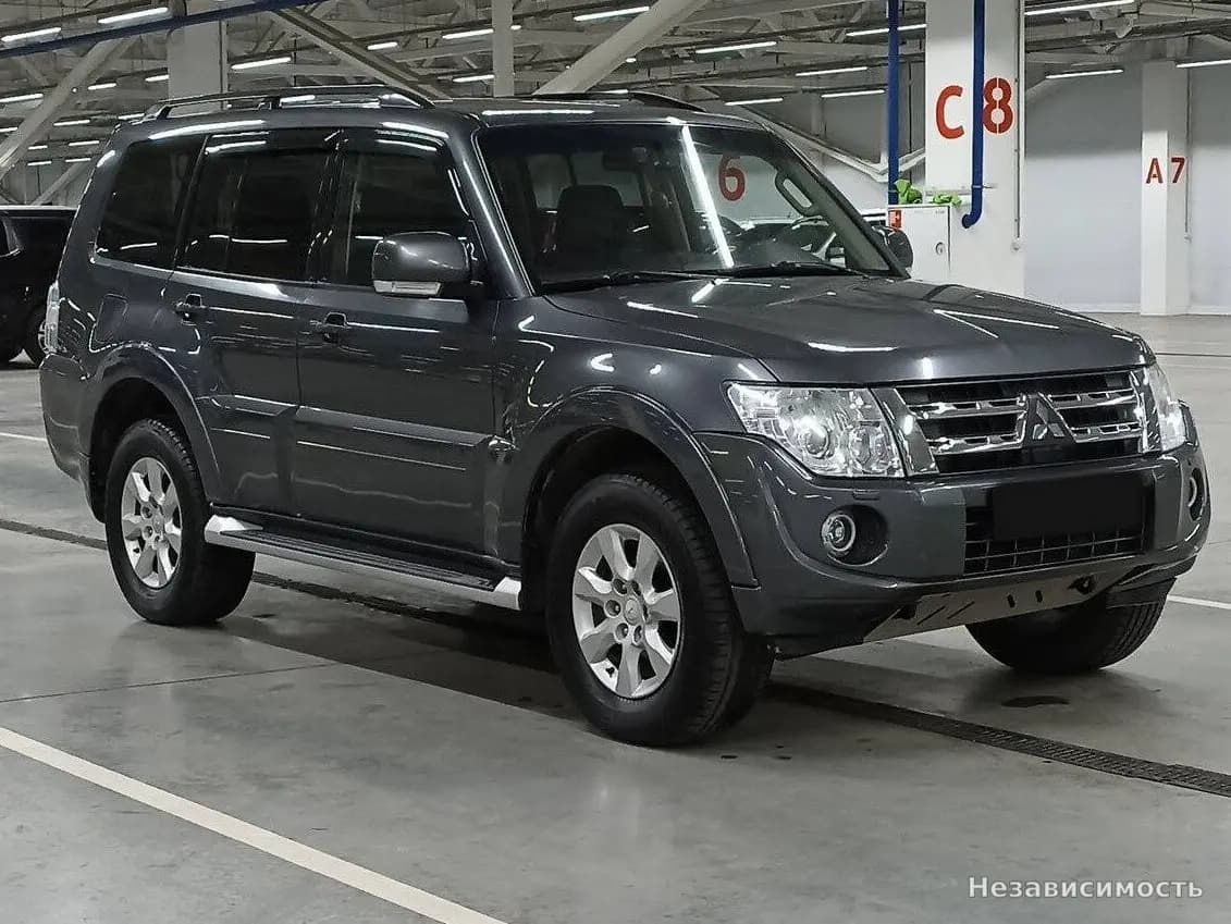 Mitsubishi Pajero 2012 с пробегом — фото 3
