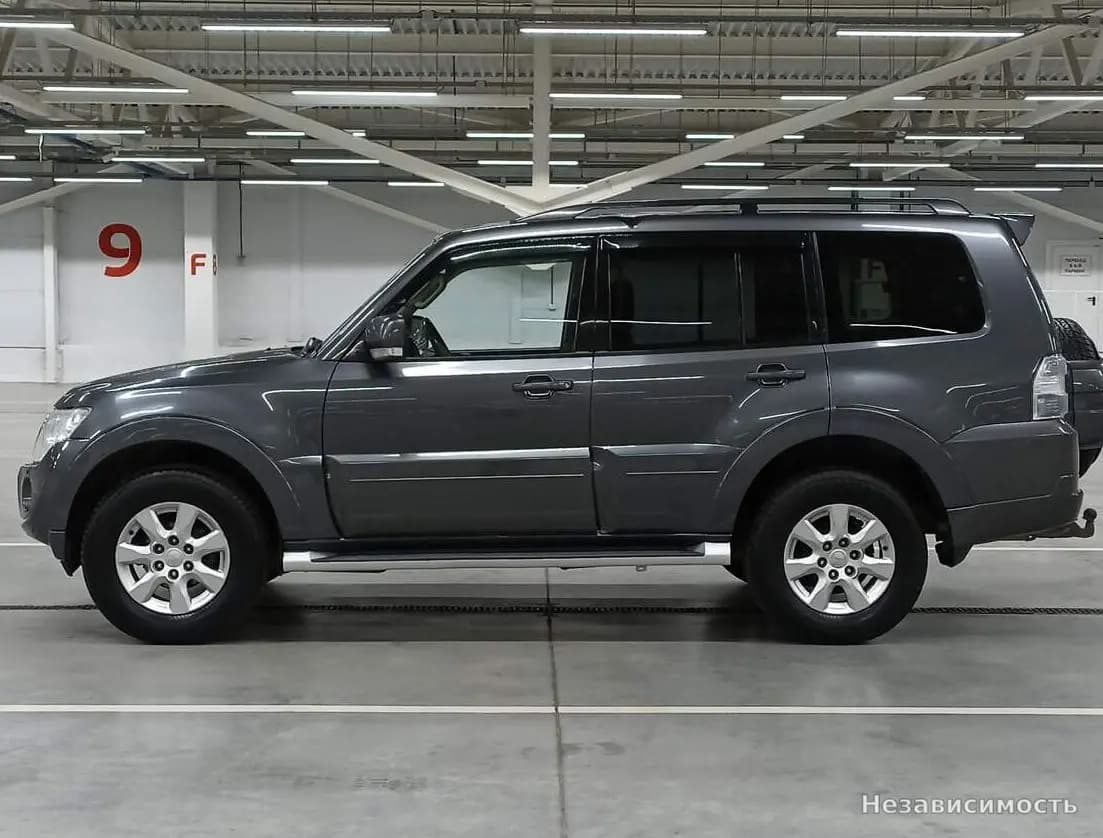 Mitsubishi Pajero 2012 с пробегом — фото 8