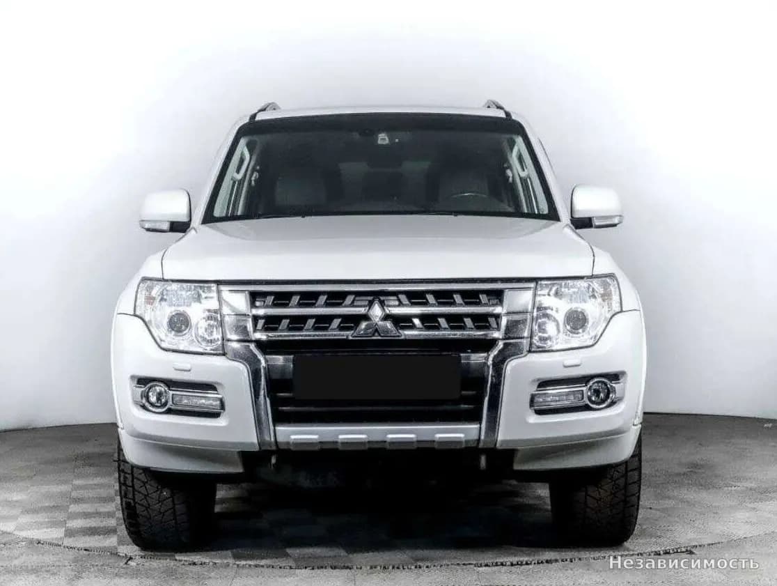 Mitsubishi Pajero 2015 с пробегом — фото 2