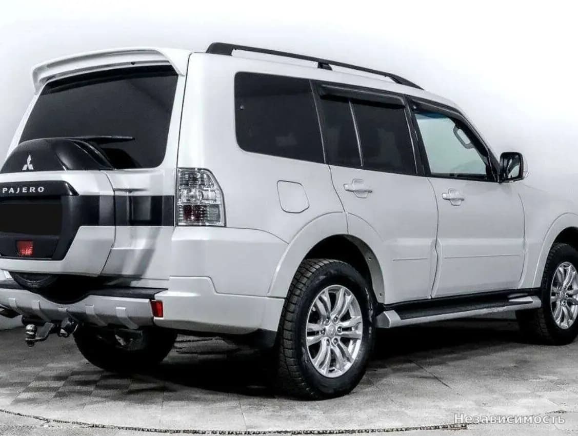 Mitsubishi Pajero 2015 с пробегом — фото 3