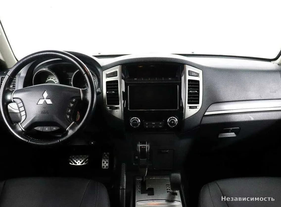 Mitsubishi Pajero 2015 с пробегом — фото 8