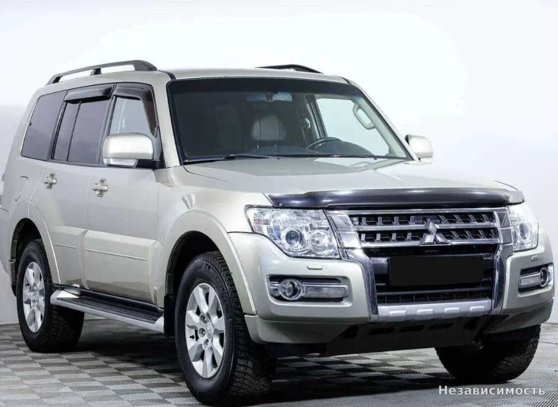 Mitsubishi Pajero 2014 с пробегом — фото 2