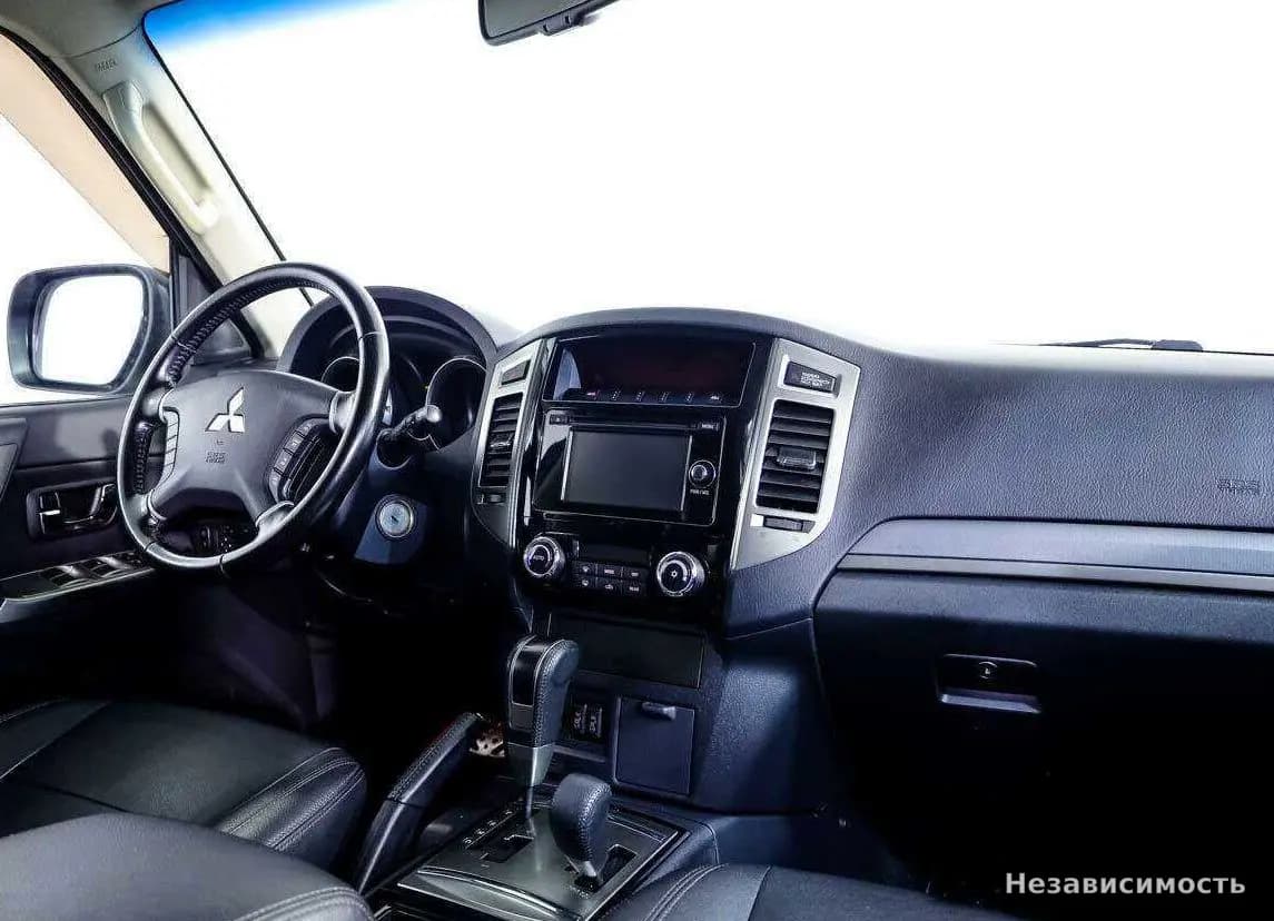 Mitsubishi Pajero 2014 с пробегом — фото 8