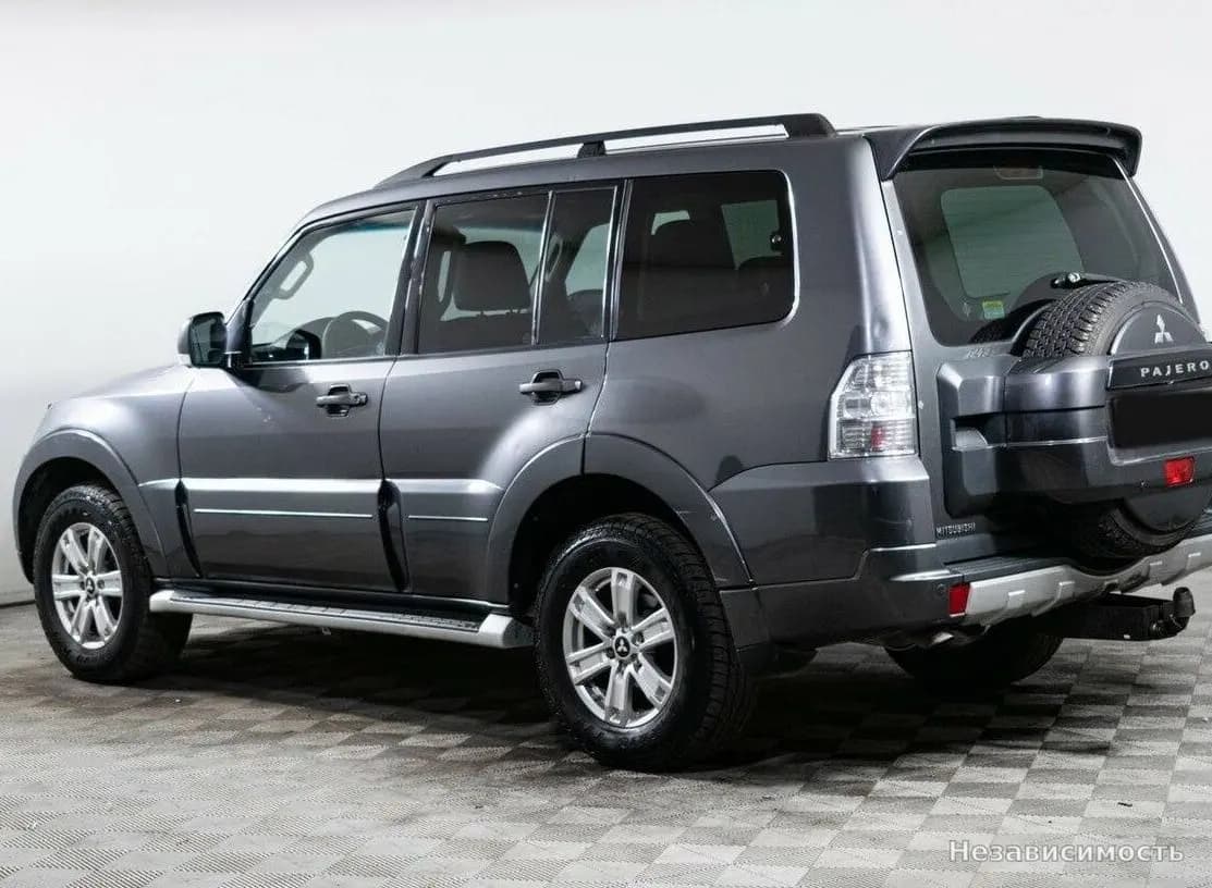Mitsubishi Pajero 2013 с пробегом — фото 7