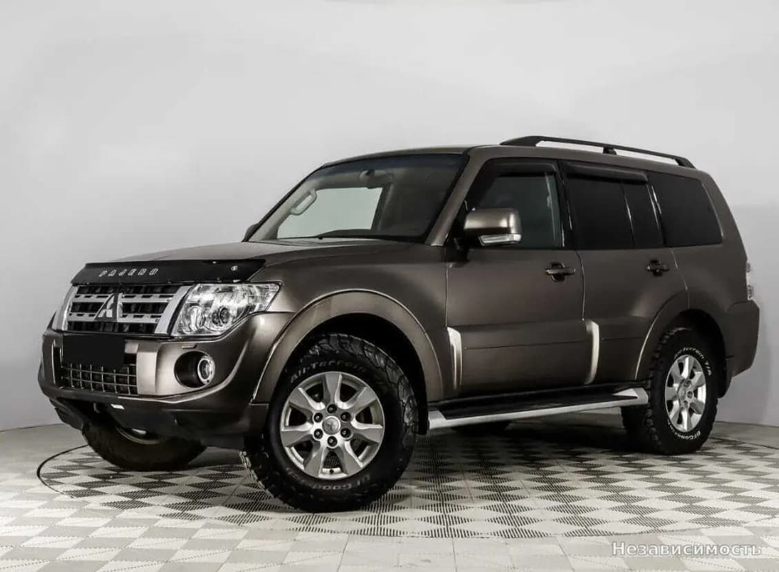 Mitsubishi Pajero, 2013 с пробегом