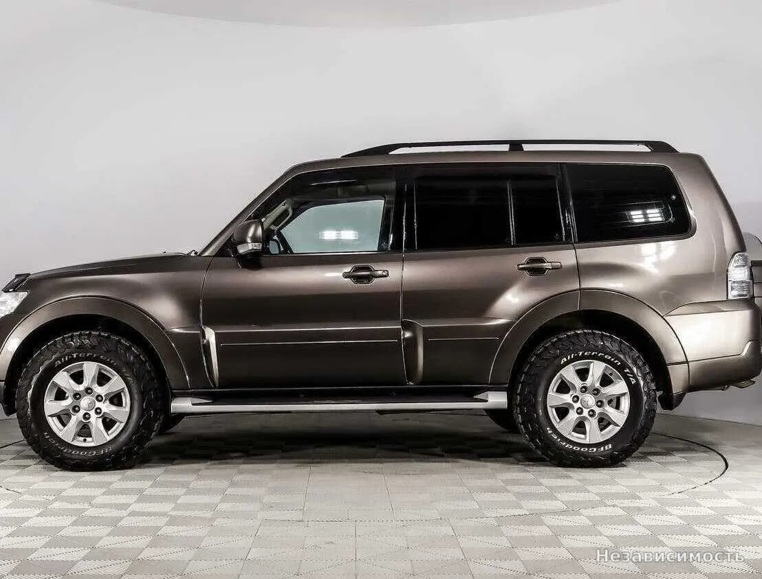 Mitsubishi Pajero 2013 с пробегом — фото 8