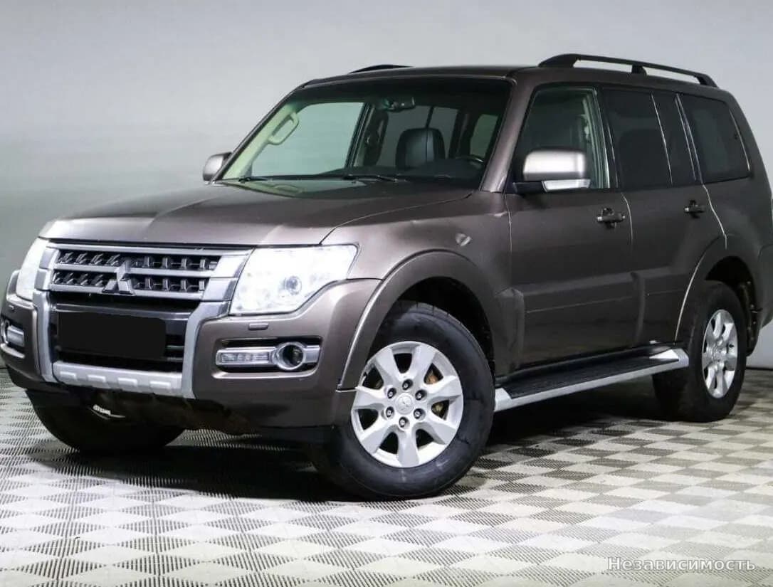 Mitsubishi Pajero, 2014 с пробегом