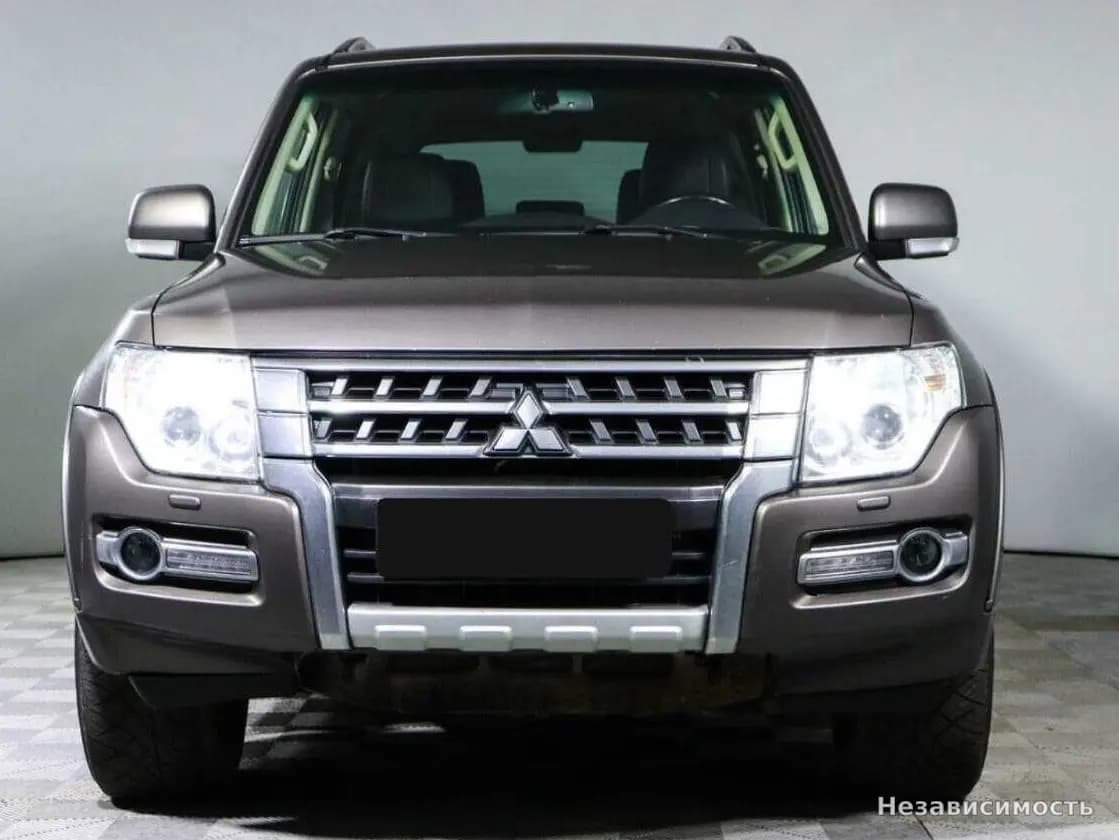 Mitsubishi Pajero 2014 с пробегом — фото 2