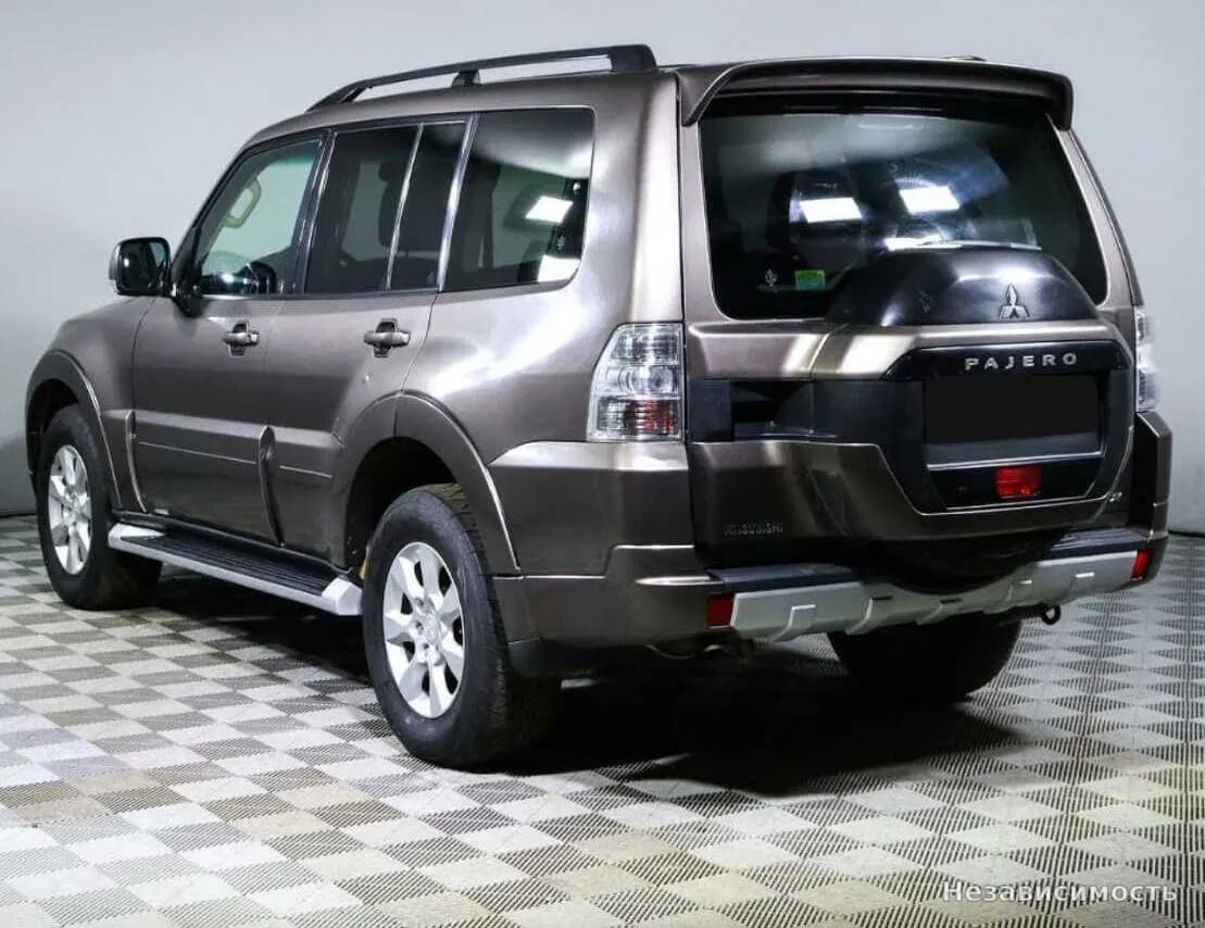 Mitsubishi Pajero 2014 с пробегом — фото 6