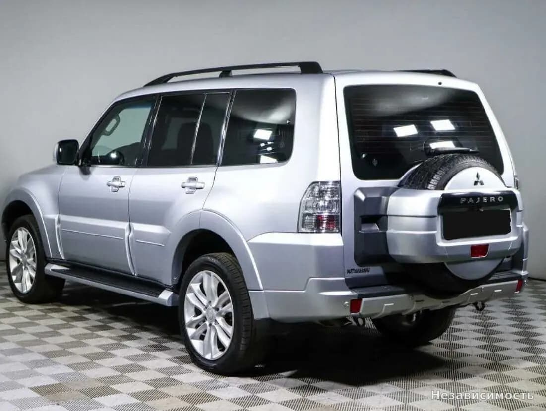 Mitsubishi Pajero 2012 с пробегом — фото 6