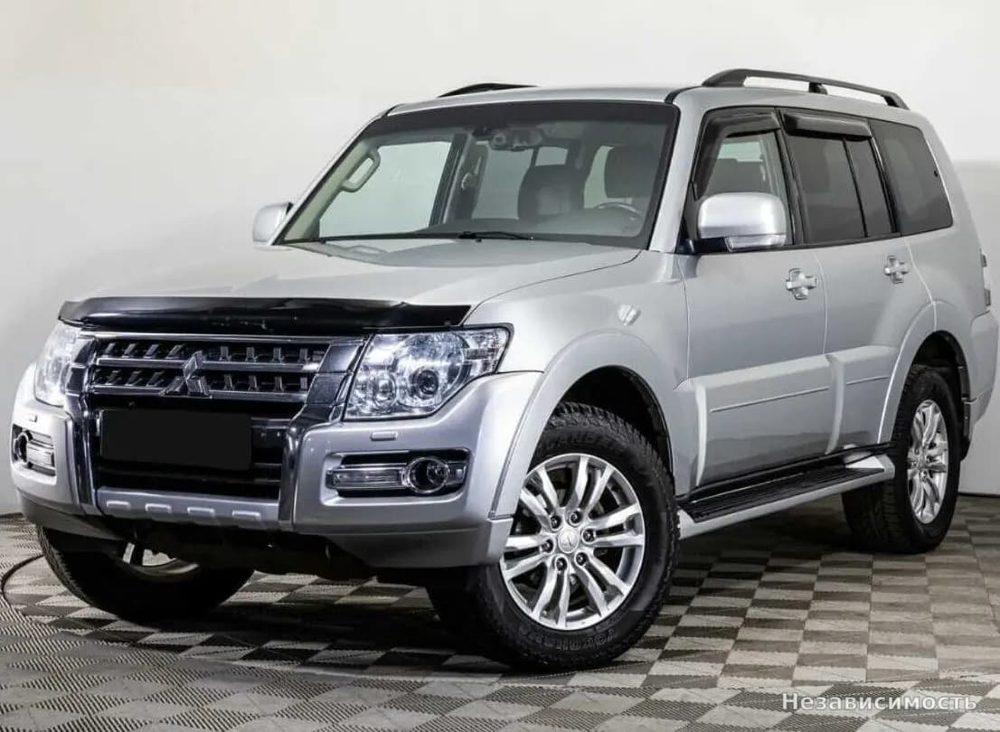 Mitsubishi Pajero, 2017 с пробегом