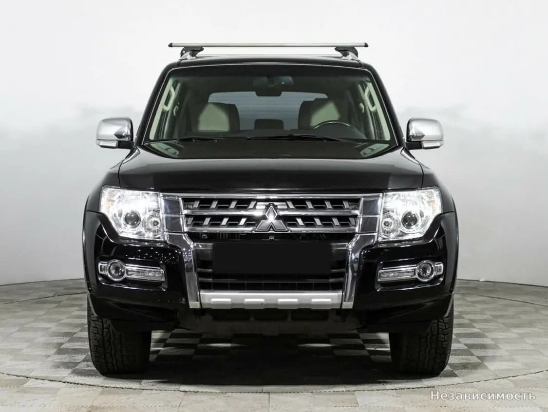 Mitsubishi Pajero 2017 с пробегом — фото 2