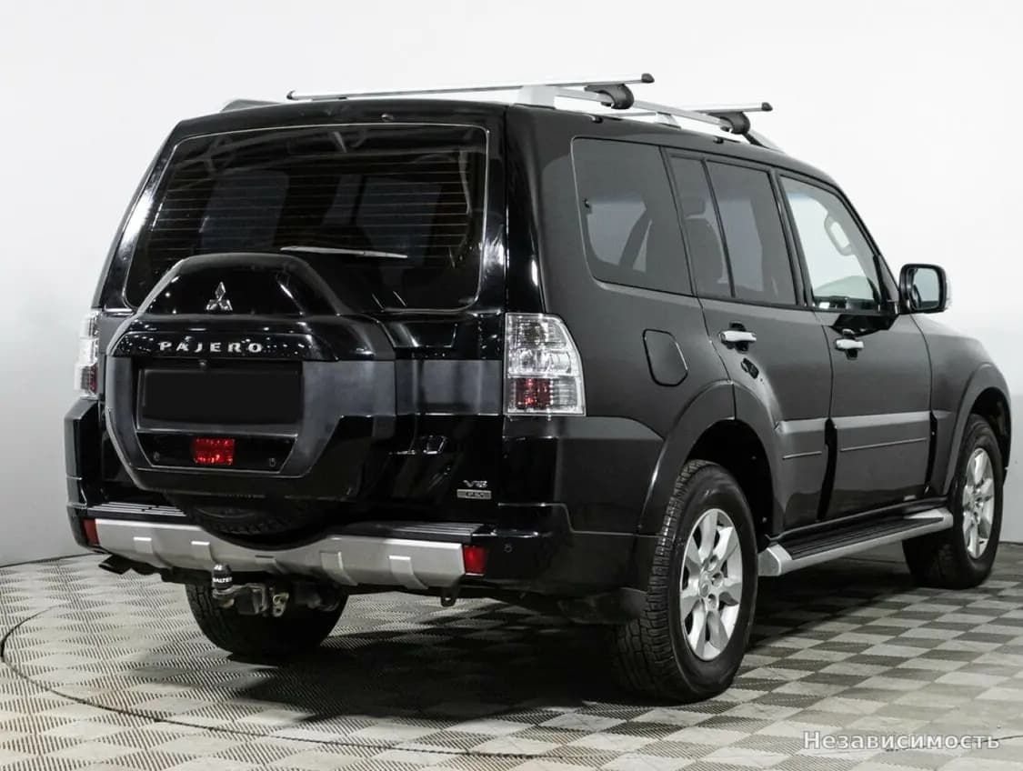 Mitsubishi Pajero 2017 с пробегом — фото 4