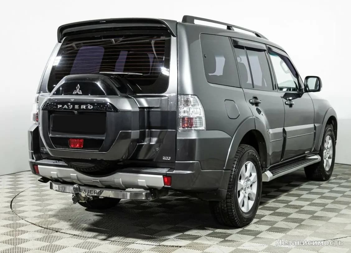 Mitsubishi Pajero 2015 с пробегом — фото 4