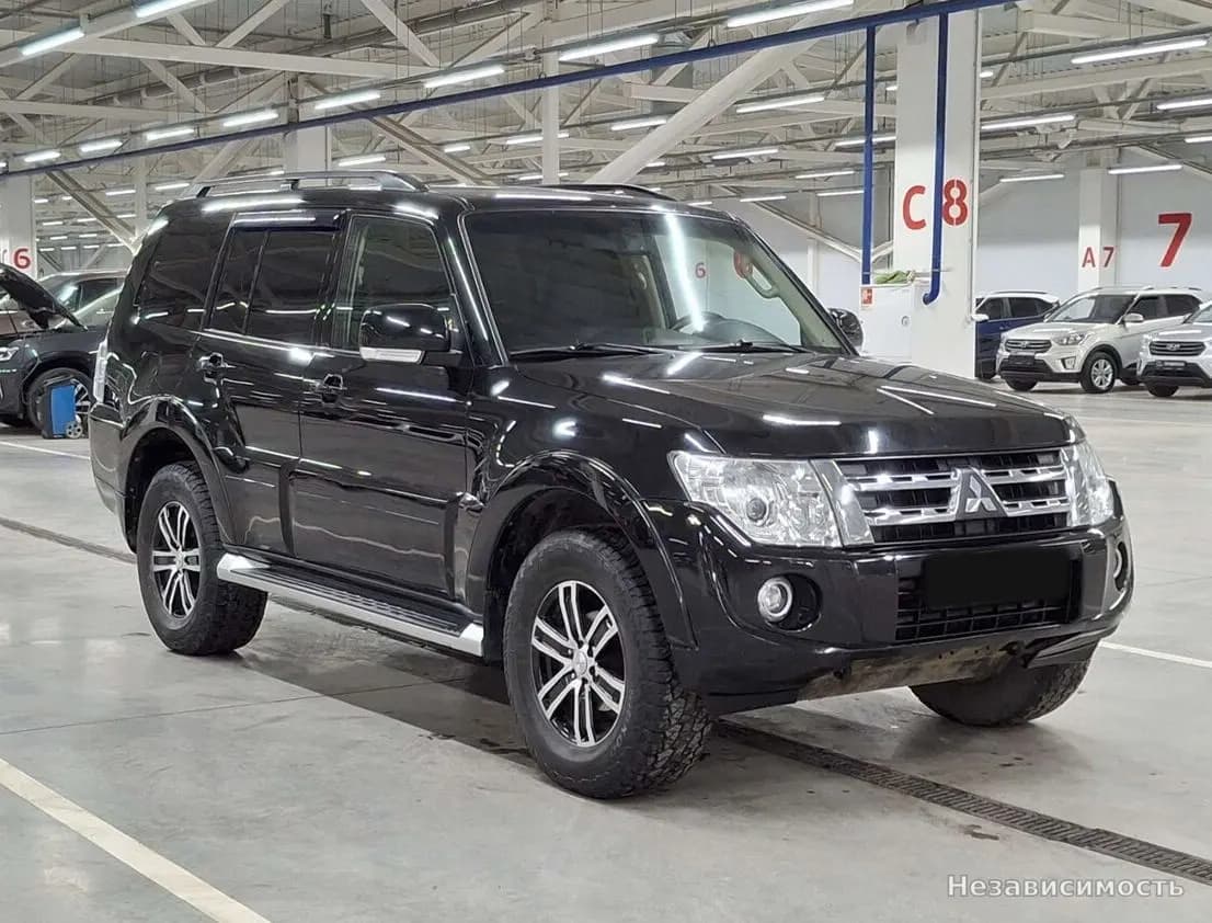 Mitsubishi Pajero 2012 с пробегом — фото 3