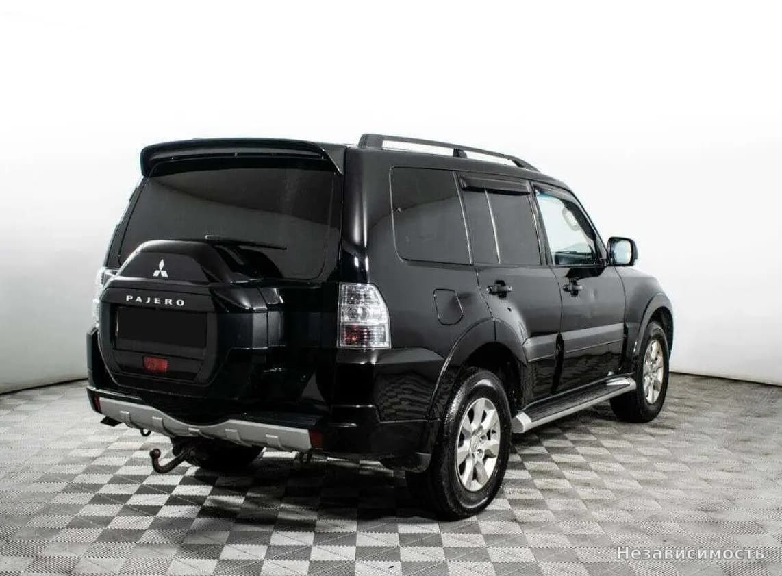 Mitsubishi Pajero 2015 с пробегом — фото 3