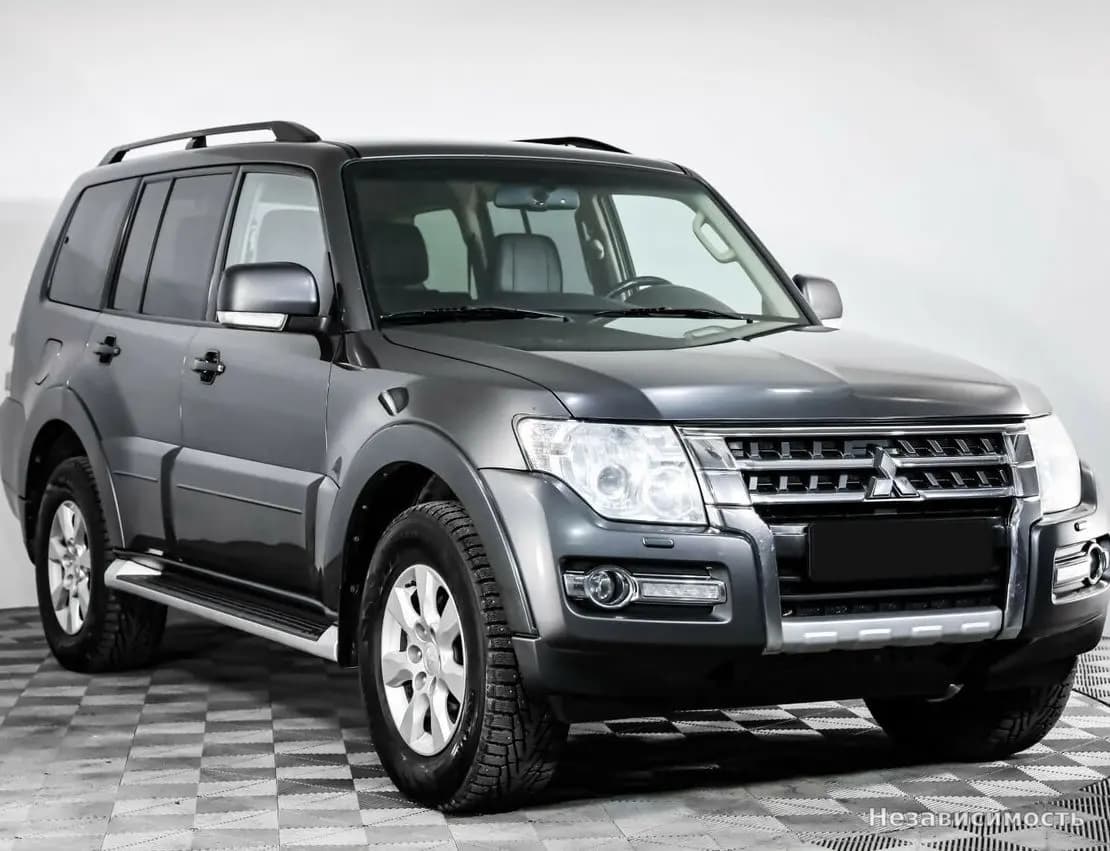 Mitsubishi Pajero 2015 с пробегом — фото 3