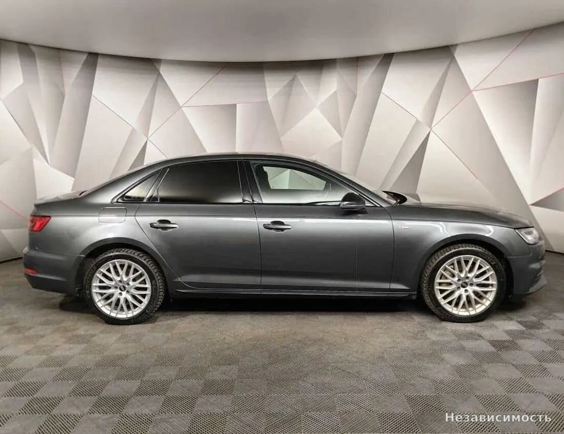 Audi A4 2016 с пробегом — фото 6