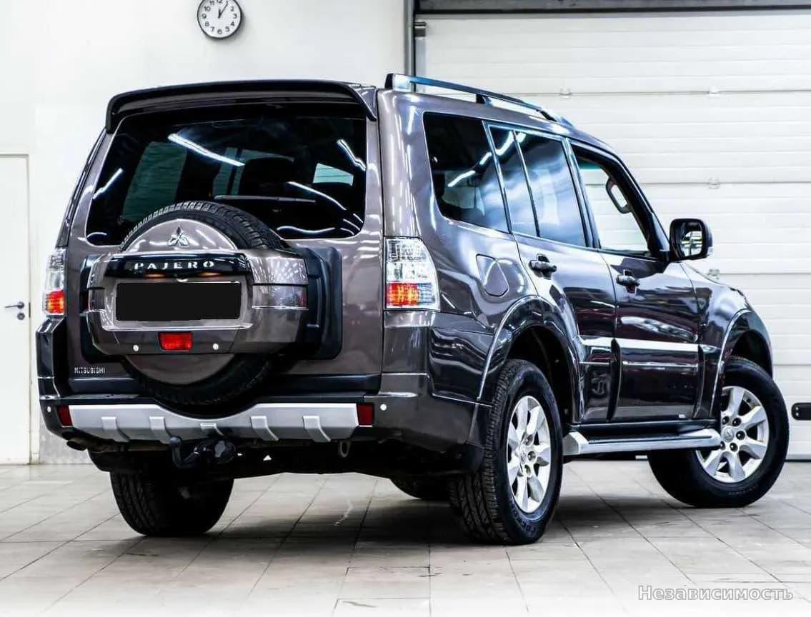 Mitsubishi Pajero 2012 с пробегом — фото 3
