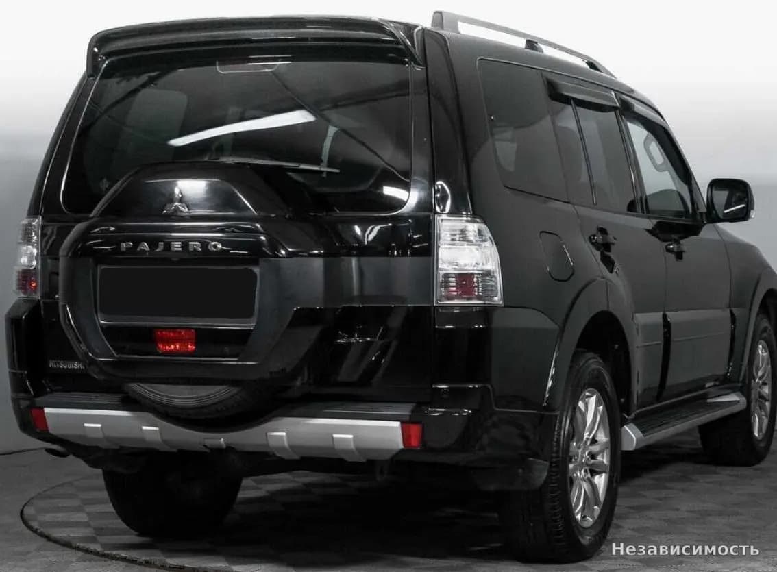 Mitsubishi Pajero 2017 с пробегом — фото 5