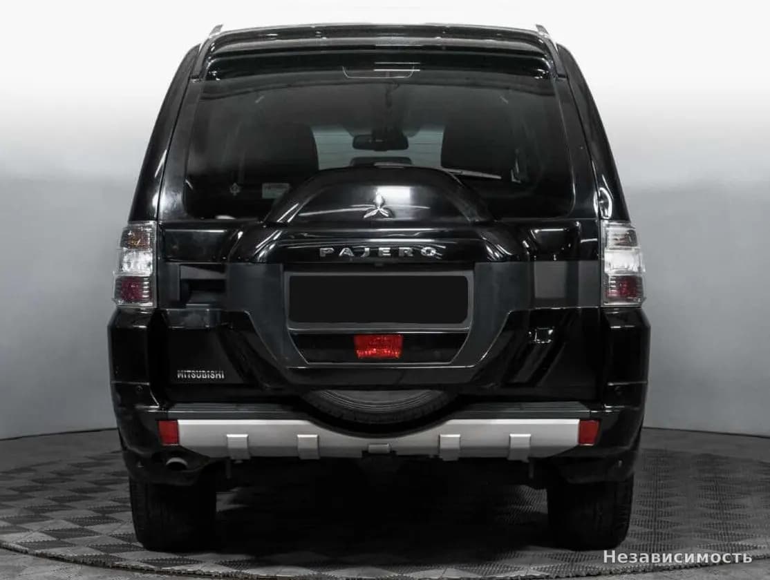 Mitsubishi Pajero 2017 с пробегом — фото 6