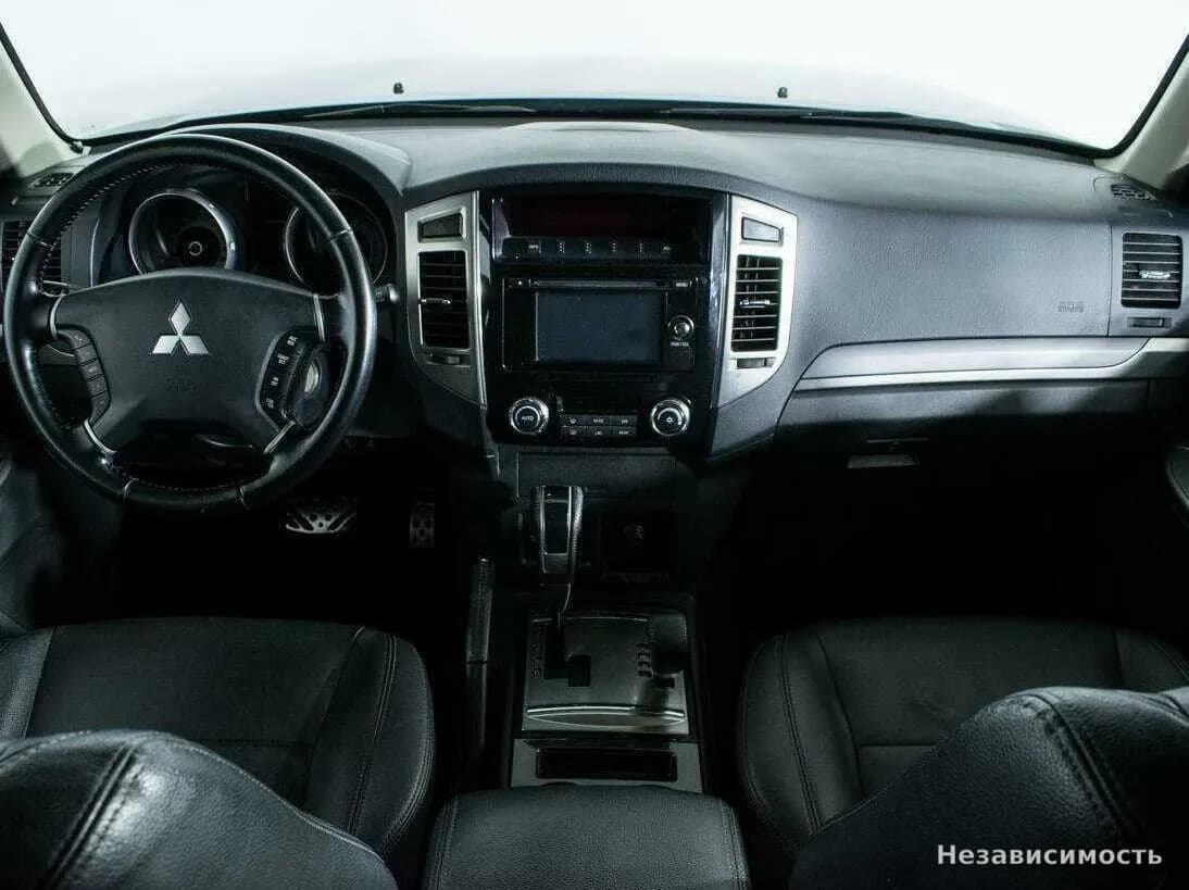 Mitsubishi Pajero 2014 с пробегом — фото 9