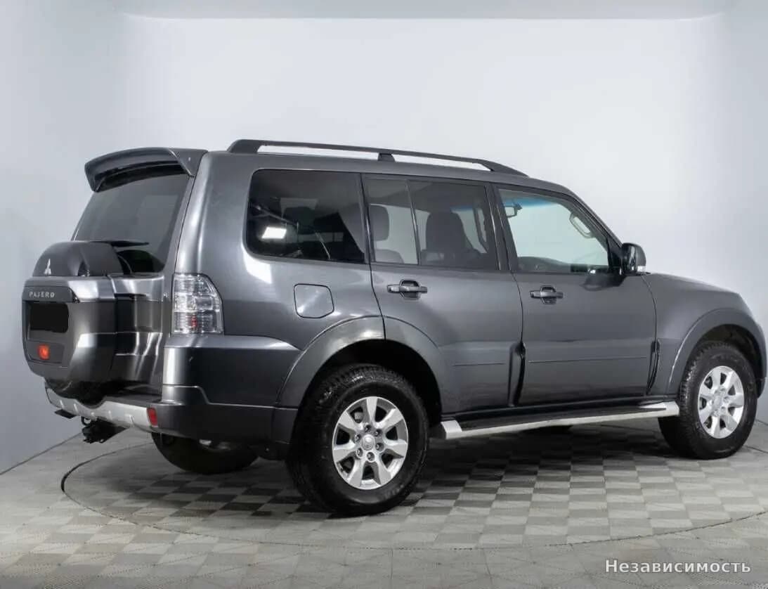 Mitsubishi Pajero 2017 с пробегом — фото 5