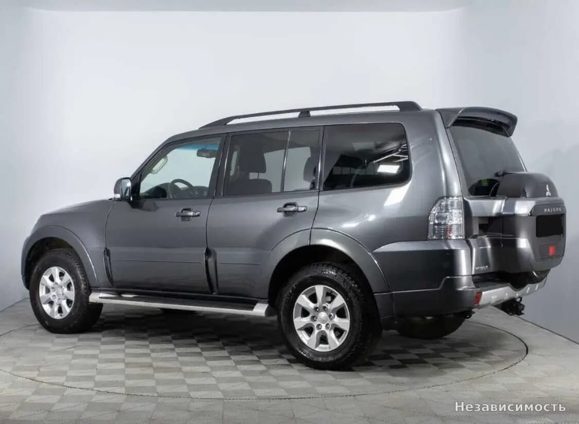 Mitsubishi Pajero 2017 с пробегом — фото 7