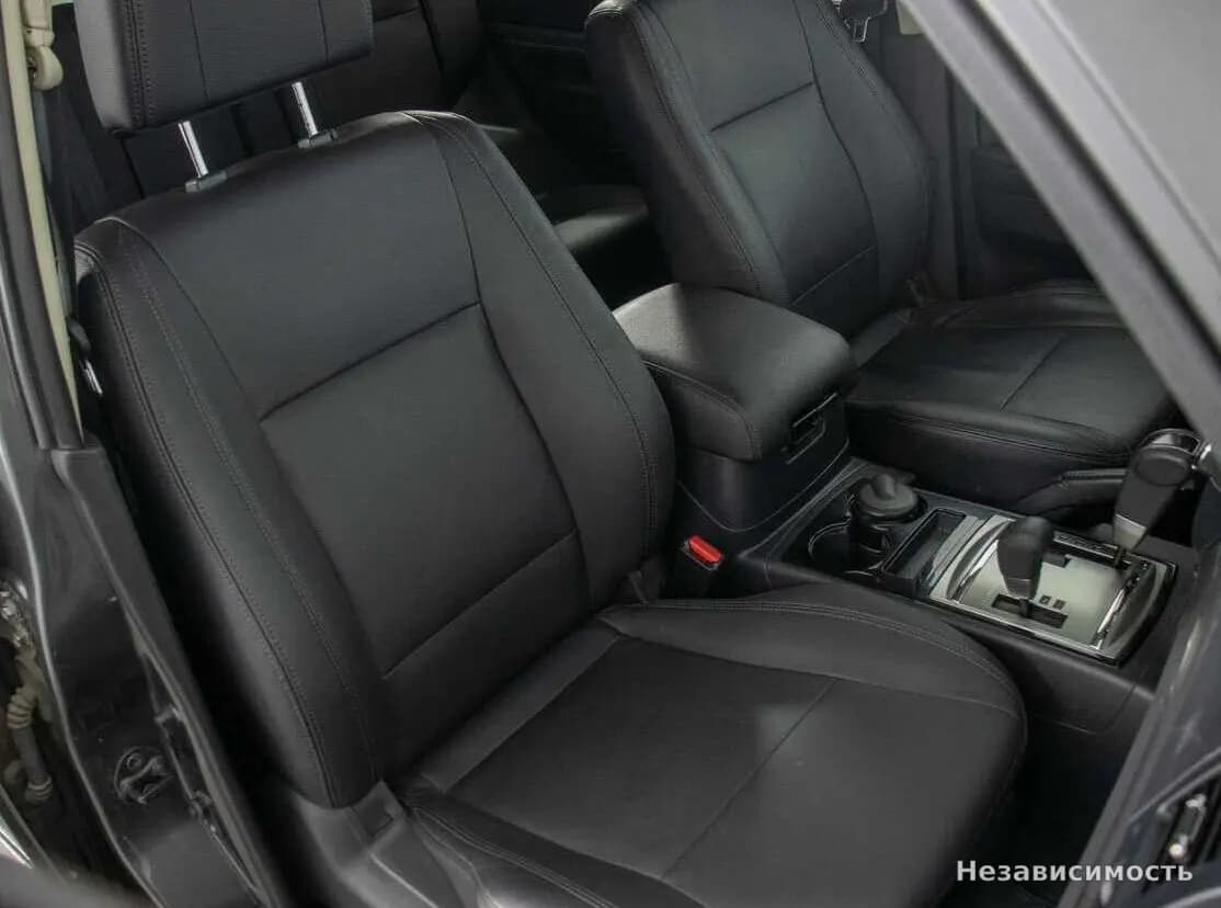 Mitsubishi Pajero 2017 с пробегом — фото 10