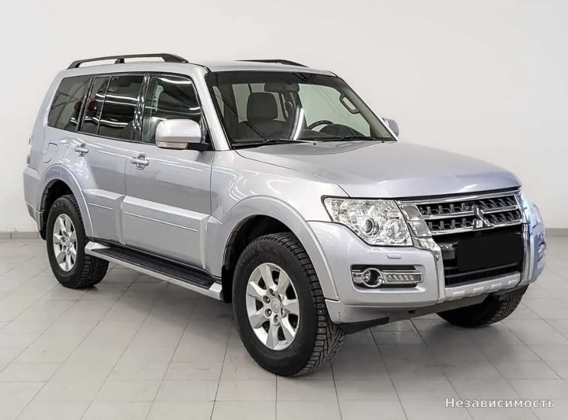 Mitsubishi Pajero 2014 с пробегом — фото 3