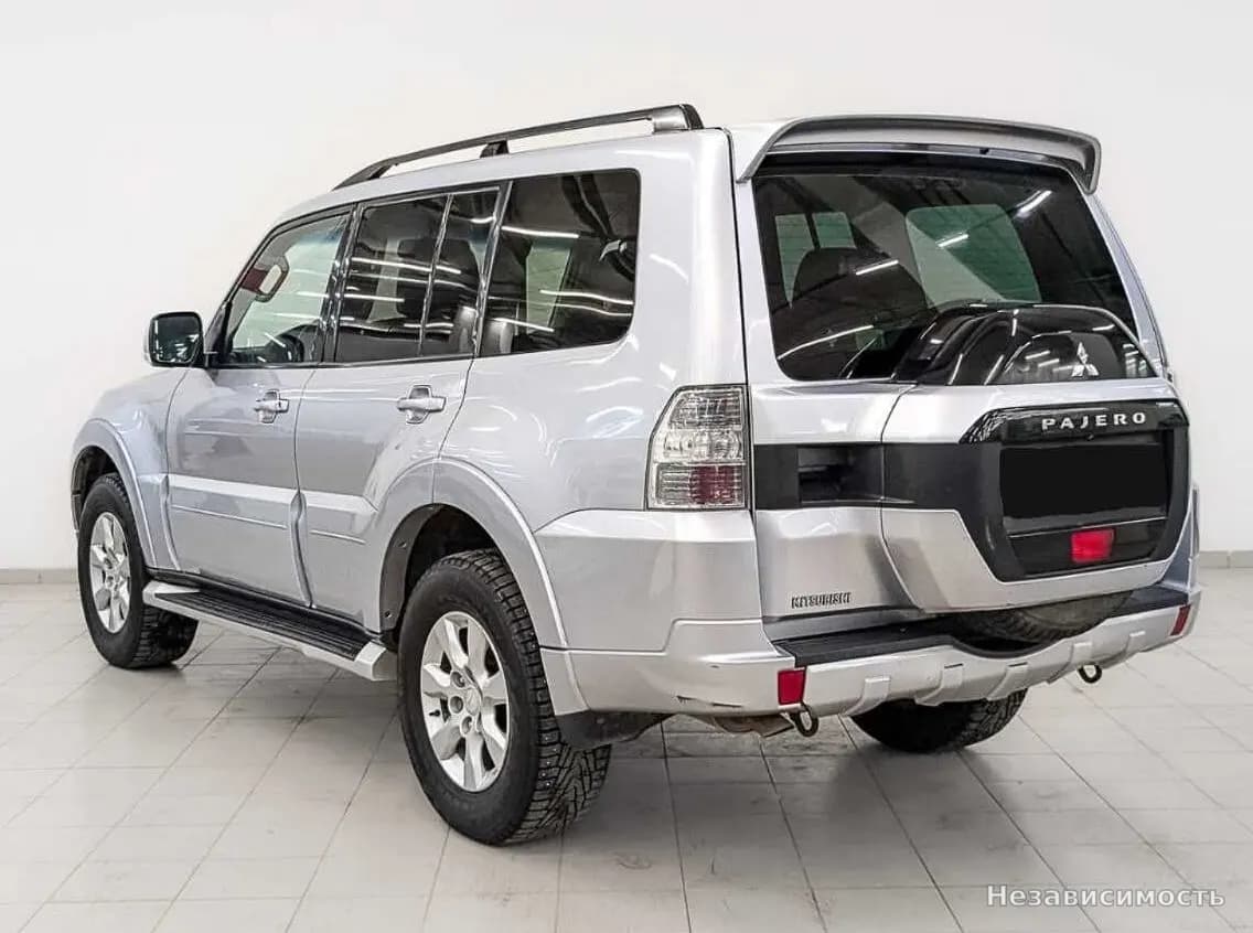 Mitsubishi Pajero 2014 с пробегом — фото 7