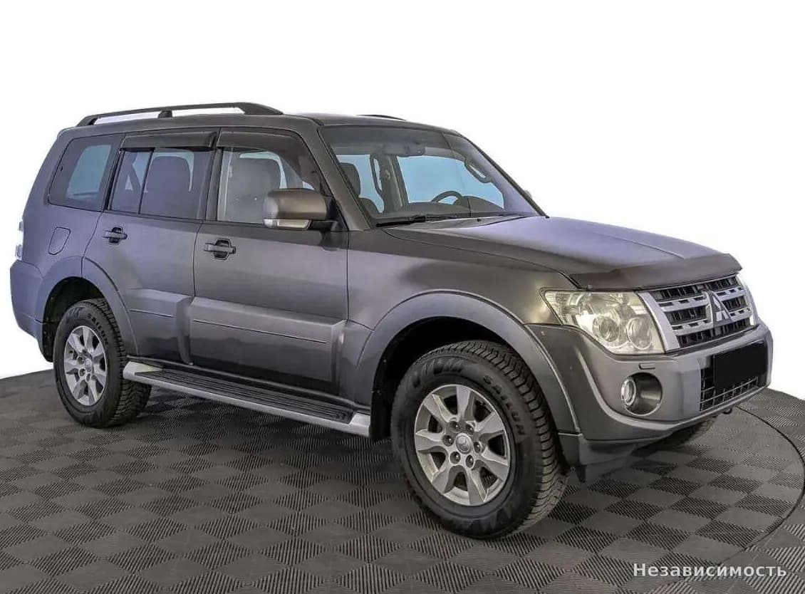 Mitsubishi Pajero 2013 с пробегом — фото 3