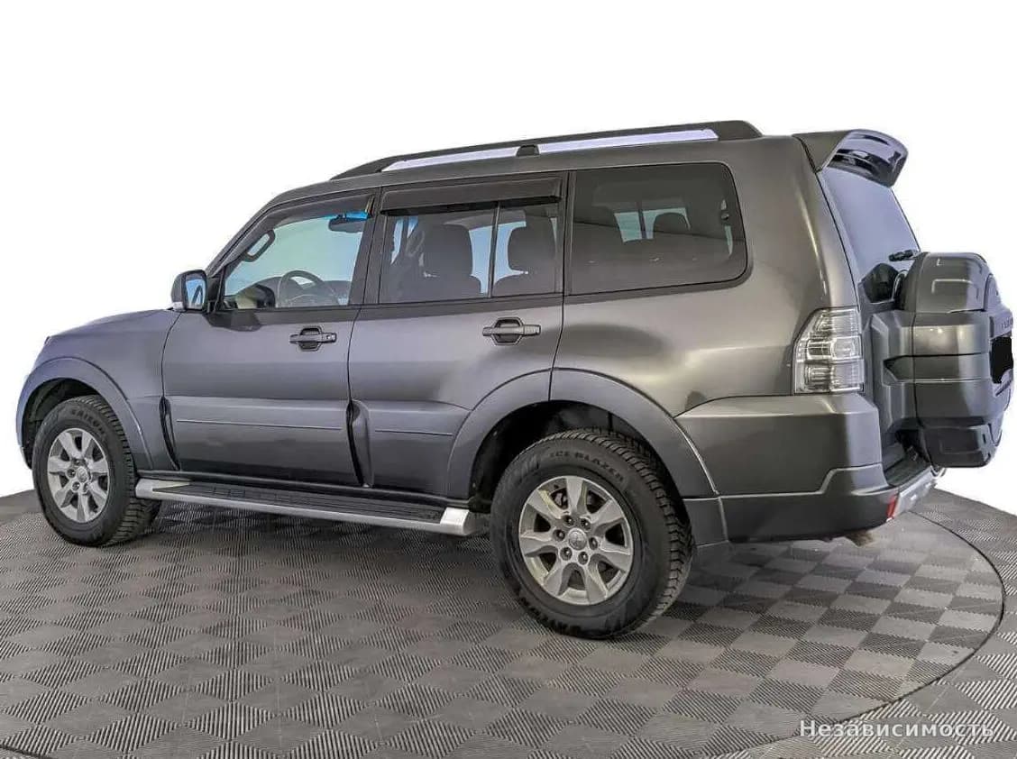 Mitsubishi Pajero 2013 с пробегом — фото 7