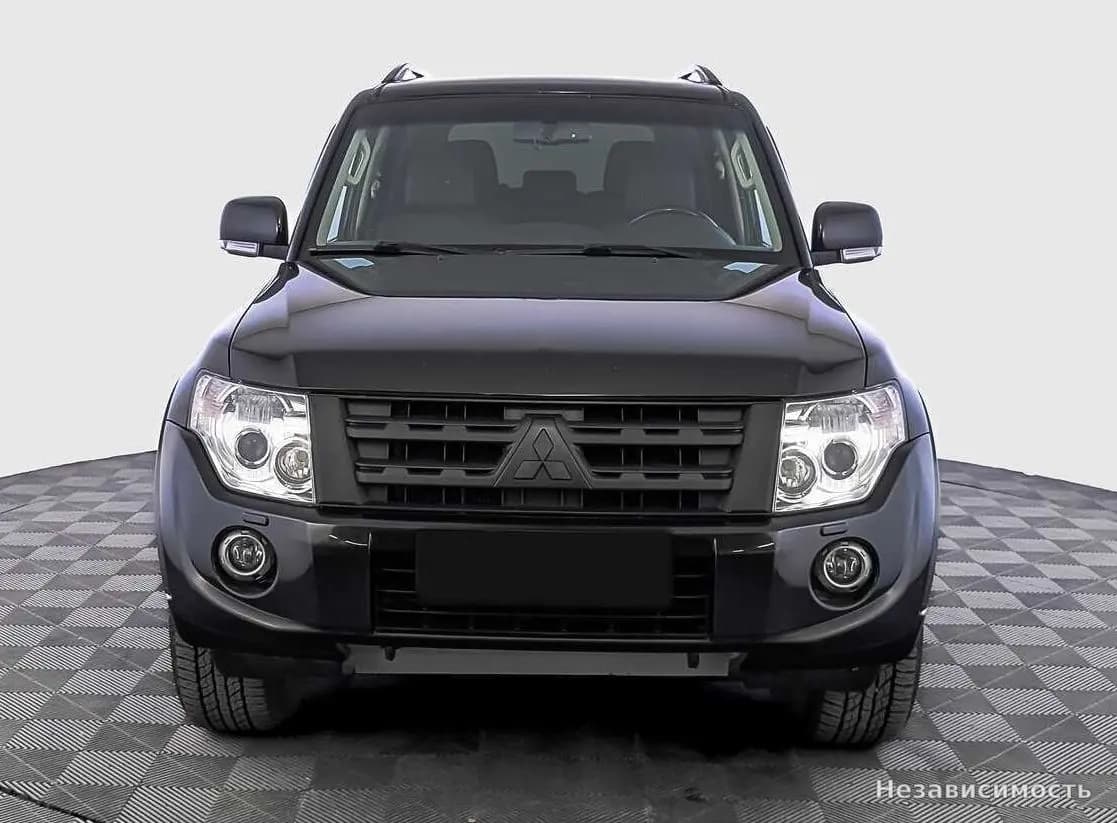 Mitsubishi Pajero 2013 с пробегом — фото 2
