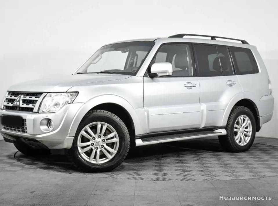 Mitsubishi Pajero, 2013 с пробегом