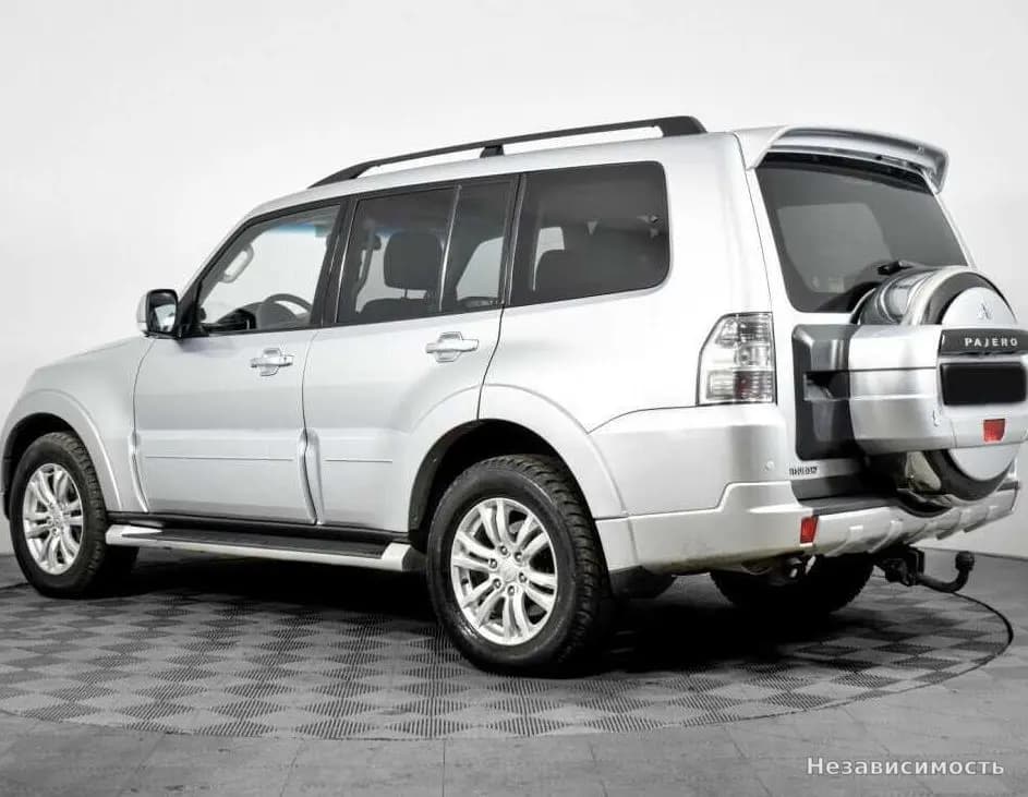 Mitsubishi Pajero 2013 с пробегом — фото 7