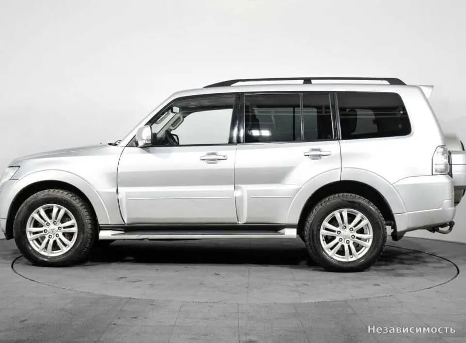 Mitsubishi Pajero 2013 с пробегом — фото 8