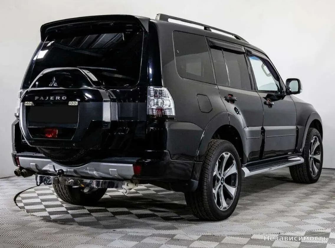 Mitsubishi Pajero 2015 с пробегом — фото 5