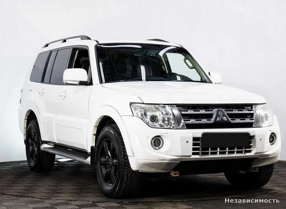 Mitsubishi Pajero 2013 с пробегом — фото 3