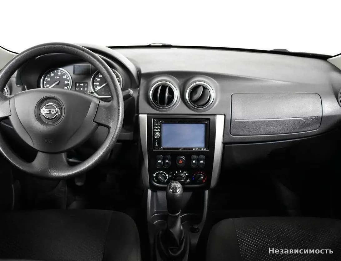 Nissan Almera 2014 с пробегом — фото 9