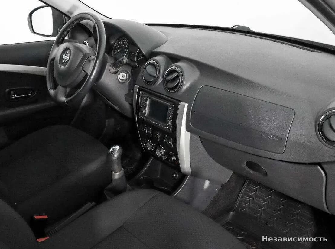 Nissan Almera 2015 с пробегом — фото 9