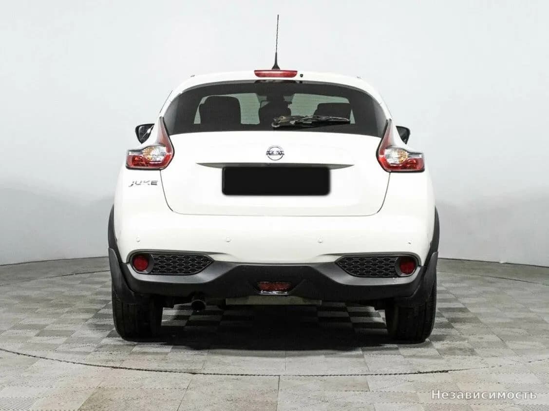 Nissan Juke 2015 с пробегом — фото 6