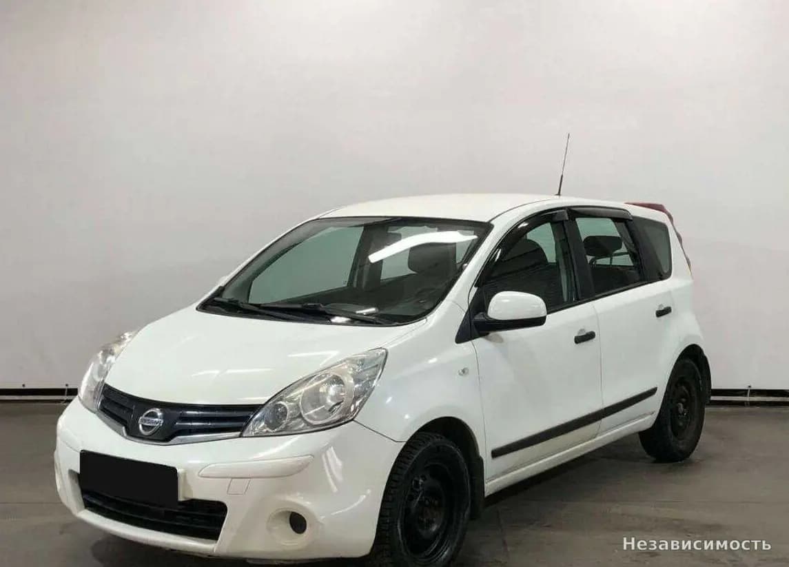 Nissan Note 2013 с пробегом — фото 1