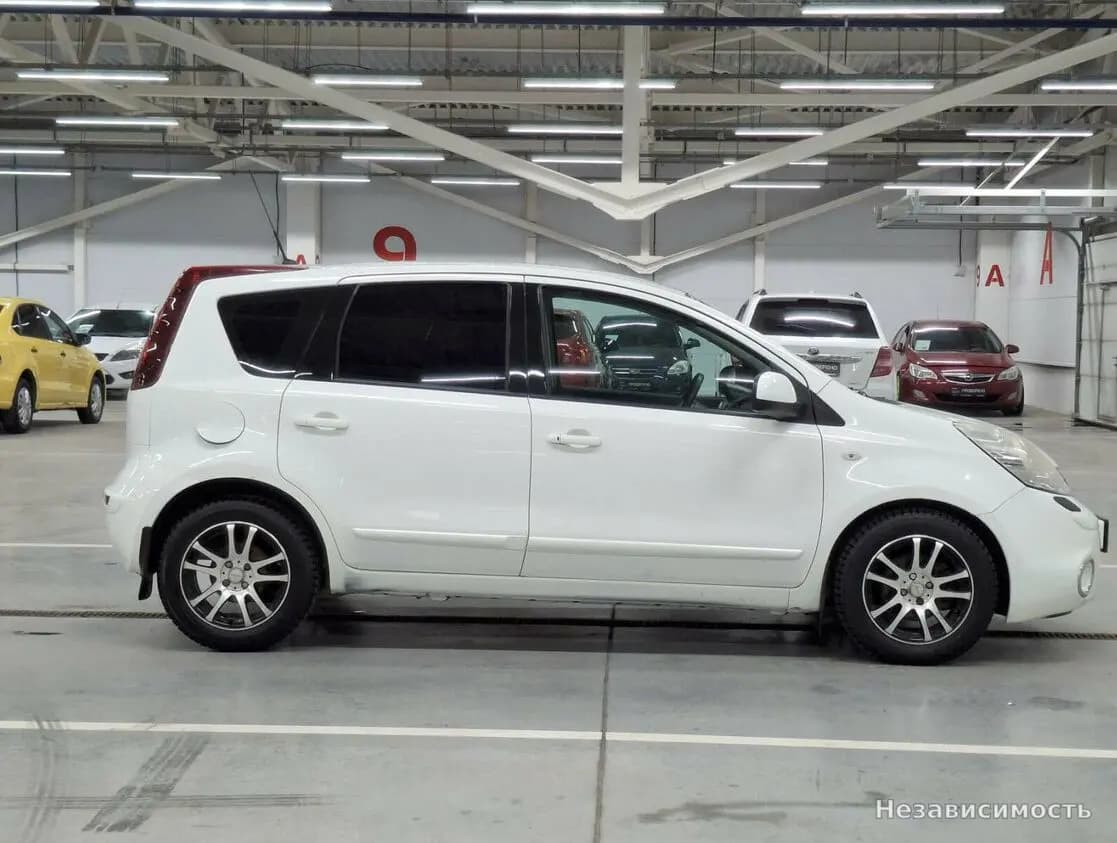 Nissan Note 2012 с пробегом — фото 4