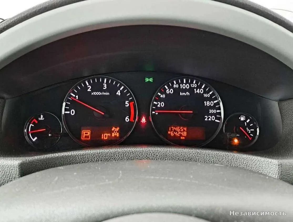 Nissan Pathfinder 2014 с пробегом — фото 10