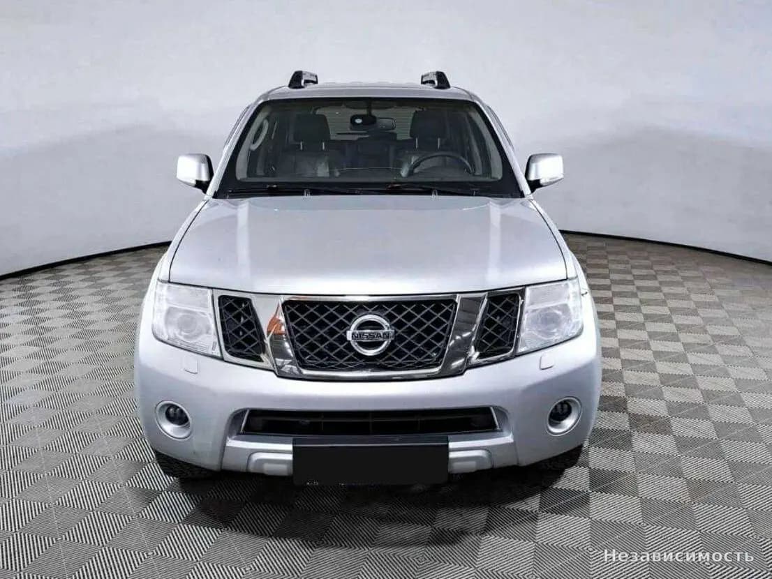 Nissan Pathfinder 2012 с пробегом — фото 2