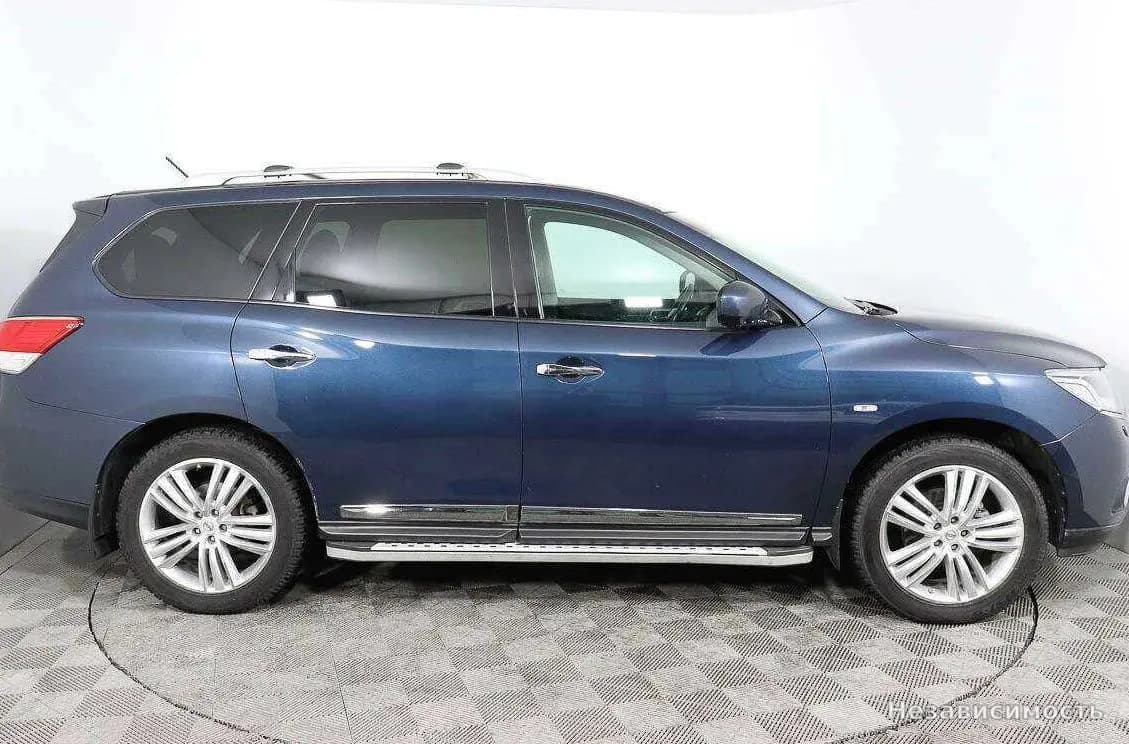 Nissan Pathfinder 2017 с пробегом — фото 4
