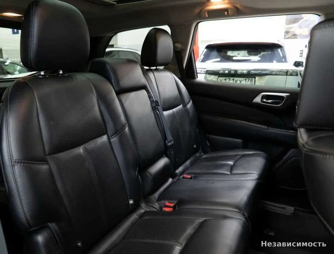 Nissan Pathfinder 2015 с пробегом — фото 10