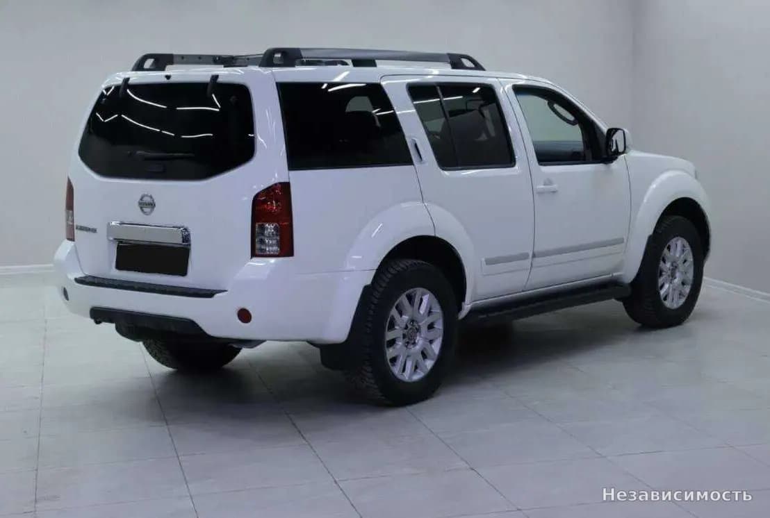 Nissan Pathfinder 2012 с пробегом — фото 4