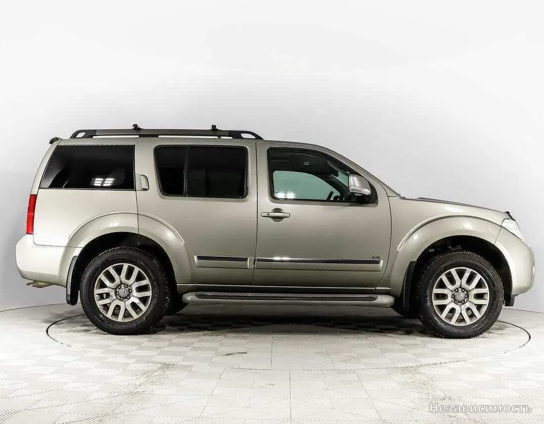 Nissan Pathfinder 2012 с пробегом — фото 4